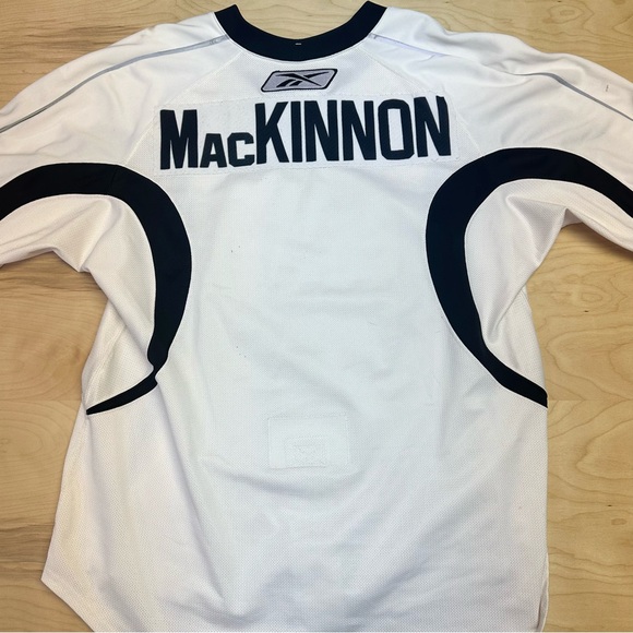 Boston Bruins Practice Jersey - Picture 2 of 6